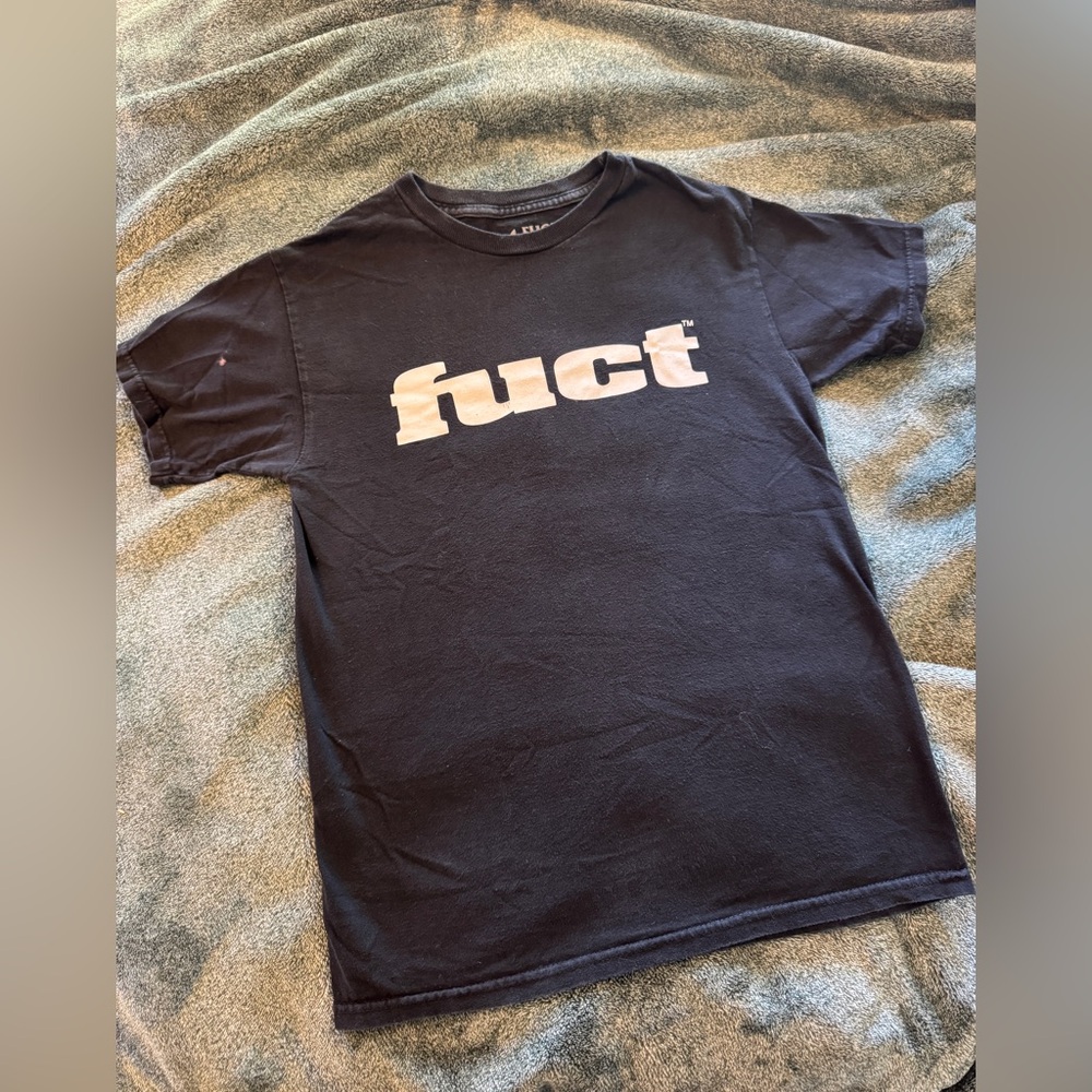FUCT tee unisex small